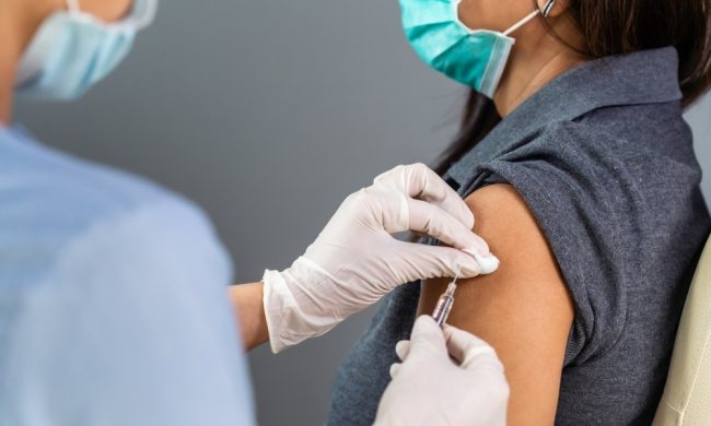 In partenza in Lombardia la campagna vaccinale per il personale scolastico
