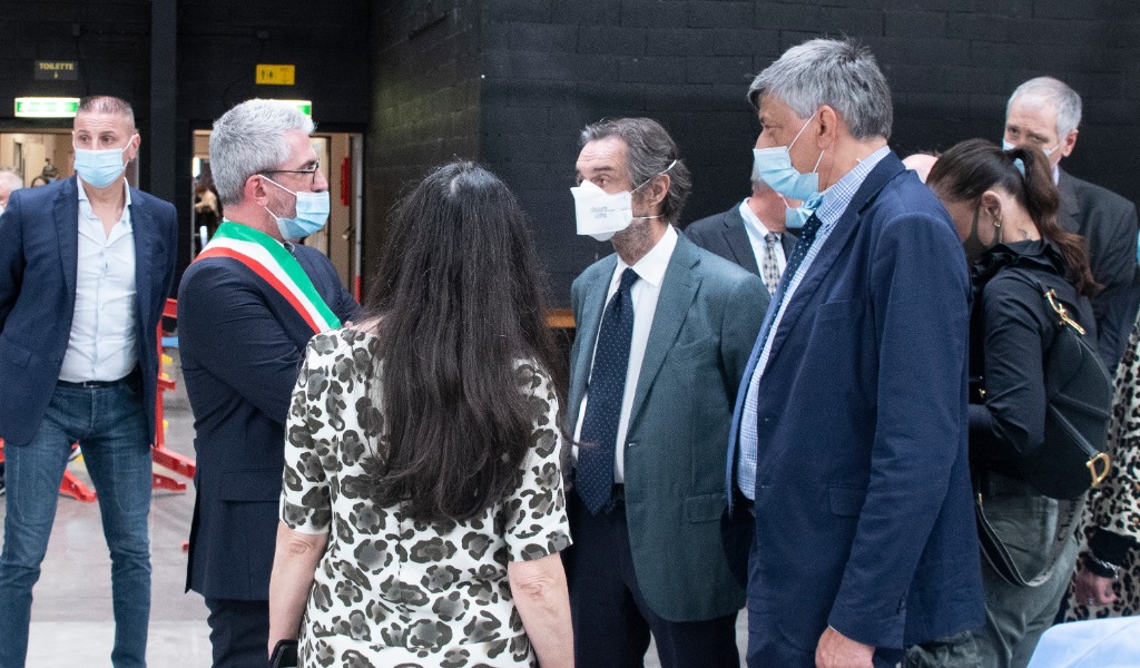 Fontana in visita all’Hub la Favorita, record di inoculazioni a Castiglione