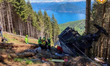 Tragedia in Piemonte: precipita una funivia, 13 morti e 2 bambini gravi
