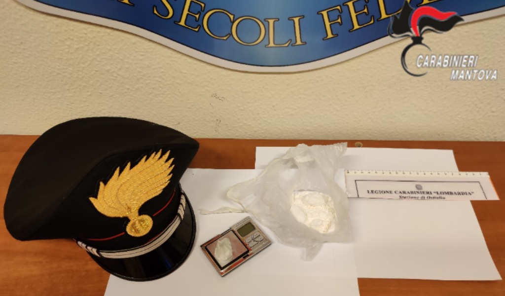 Operaio-spacciatore scoperto con 41 grammi di cocaina nascosti in casa