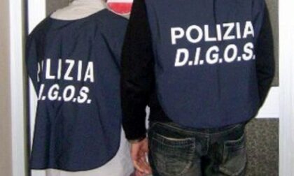 Organizzava risse per "regolamento di conti" tra gang indiane: in casa aveva spade e pistola