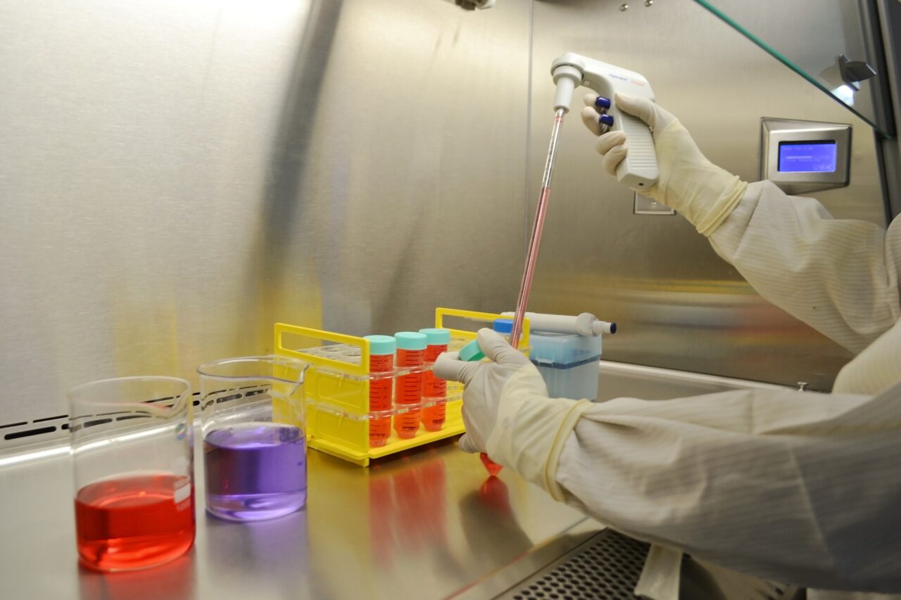 “Il Covid è in declino”: ecco perchè il virus si sta indebolendo