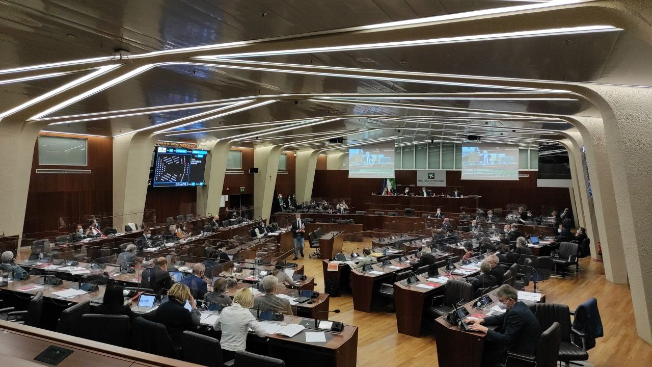 Stop al neofascismo: Pd Lombardia deposita una mozione per lo scioglimento di Forza Nuova