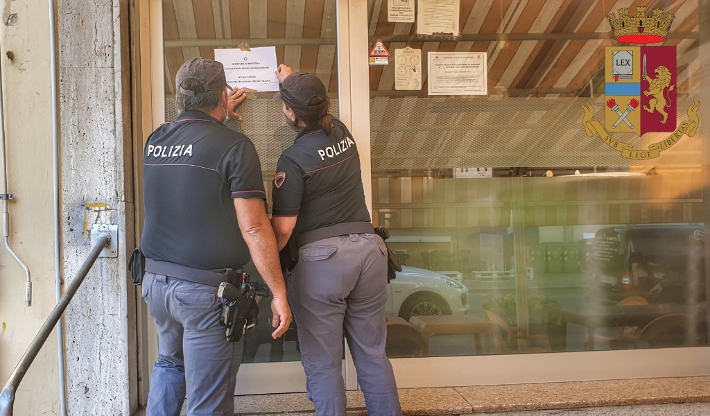 Chiuso il Bar Snoopy di Mantova, ritrovo per pluripregiudicati in città