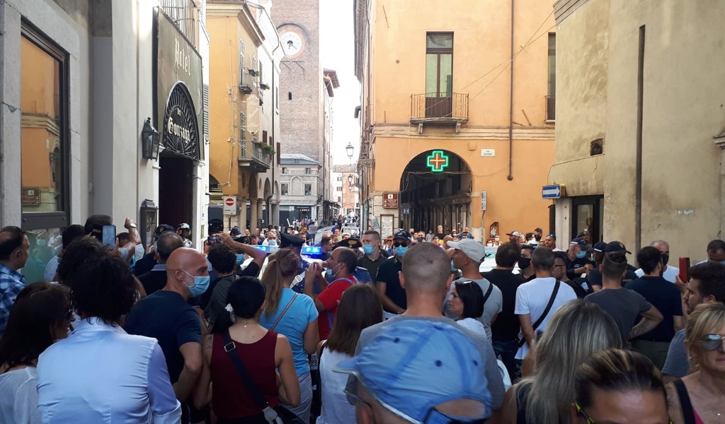 In arrivo denunce per gli organizzatori della manifestazione No-Vax non autorizzata