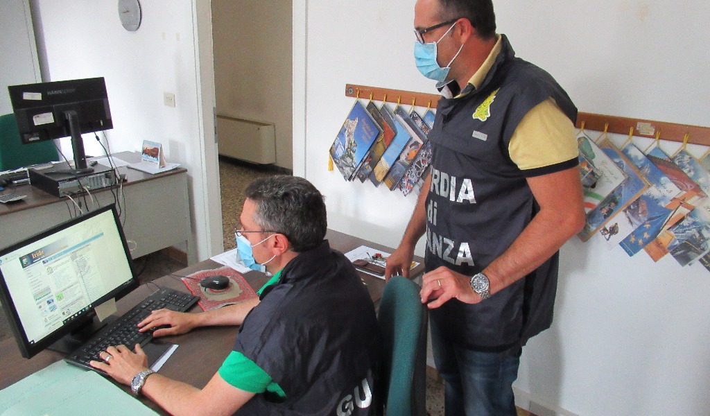 Evasione fiscale, sequestrati beni per 620mila euro a 4 società mantovane