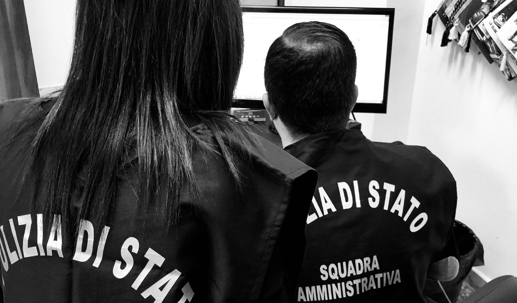 Maxi schermo non autorizzato per la finale degli Europei: denunciato gestore