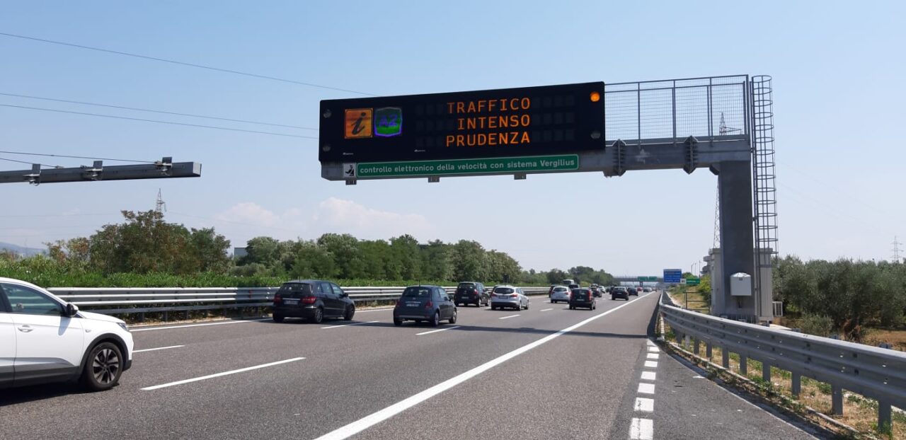 Weekend di Ferragosto, previsto traffico intenso: le tratte da bollino rosso