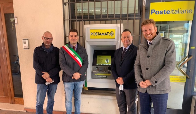 Nuovo Atm Postamat nella frazione Viadanese di San Matteo delle Chiaviche