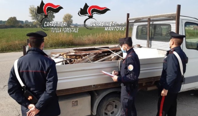 Carabinieri mantovani all’opera: 156 mezzi e 168 persone controllate