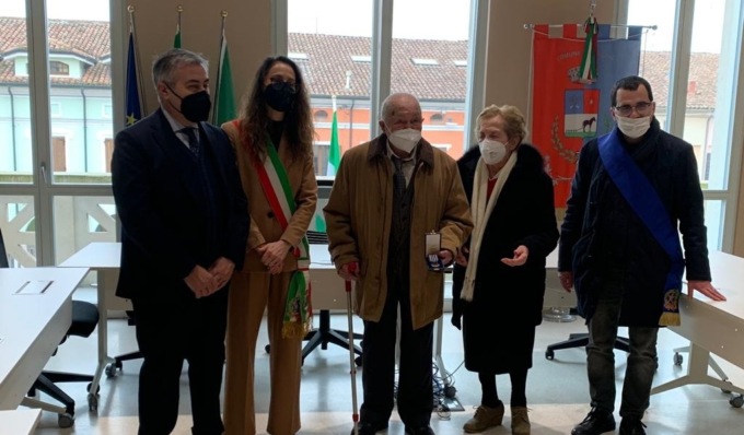 Consegnate le medaglie d’onore agli insigniti mantovani ancora in vita