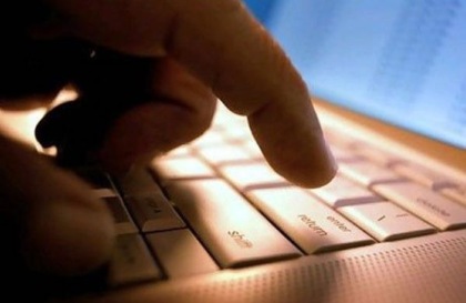 Acquista una cucina “fantasma” sul web: 53enne truffato per oltre 1.500 euro