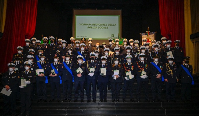 Premiati in Regione tre Poliziotti mantovani