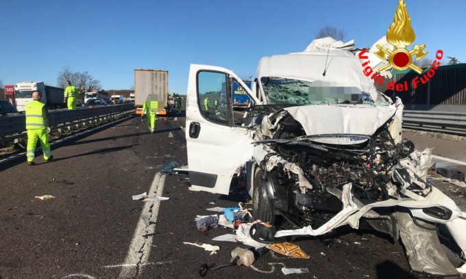 Incidente mortale sull’A4, deceduto un operaio di 39 anni