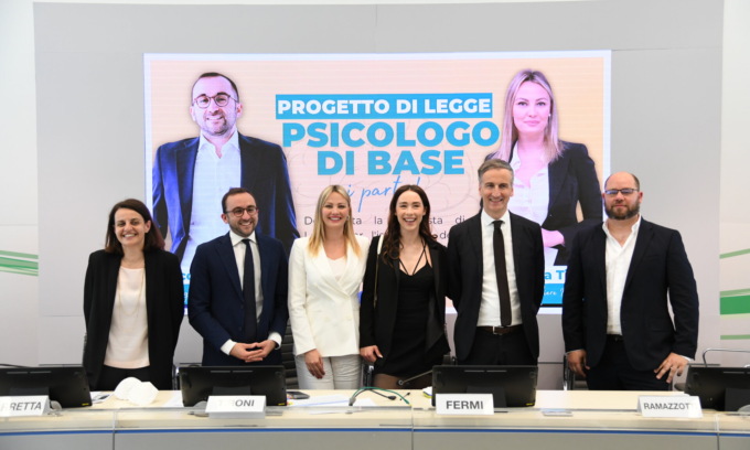 Psicologo di base: presentato progetto di legge in Regione, servono 12 milioni