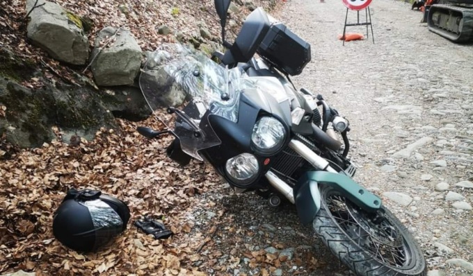 Cade in montagna con la moto, centauro mantovano salvato dal Soccorso alpino