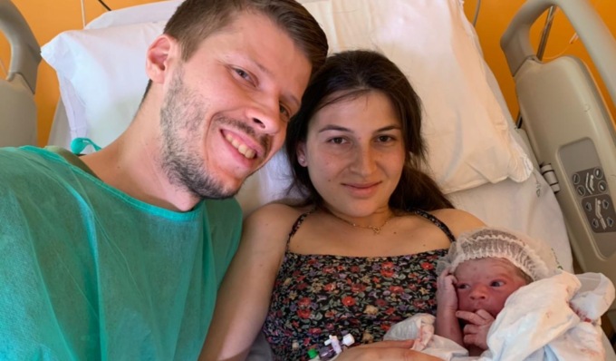 Coppia di sordomuti in fuga dalla guerra, il figlio Marco nasce al Poma di Mantova