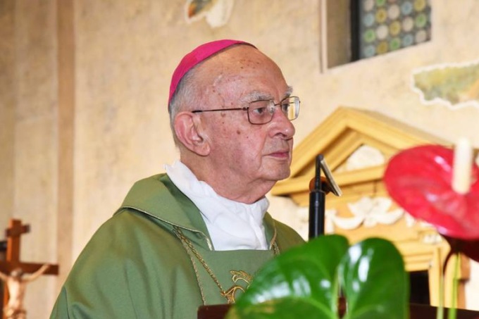 Addio a monsignor Egidio Caporello: morto il vescovo emerito