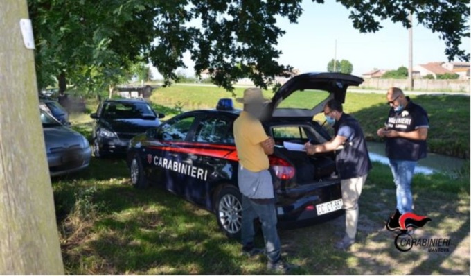 A raccogliere angurie sette lavoratori irregolari: imprenditore arrestato