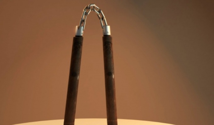 Durante una lite stradale minaccia l’altro automobilista con un “nunchaku”