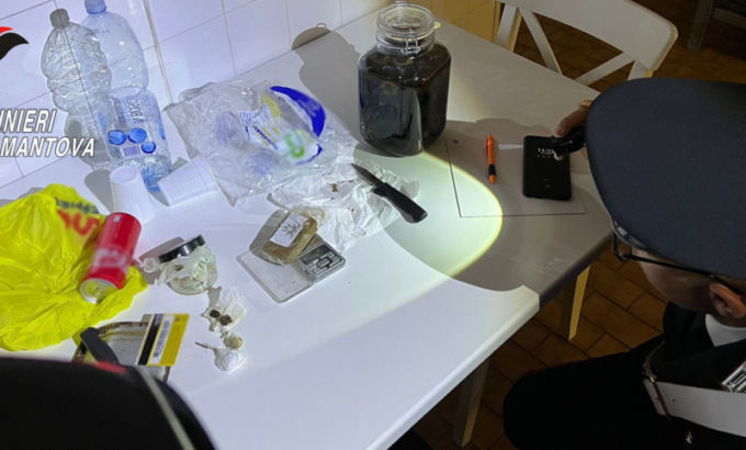Arrestato a Porto Mantovano un 30enne accusato di spacciare sostanze stupefacenti