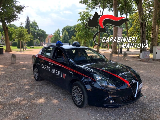 Tenta di uccidere la moglie col gas: 39enne violento in arresto