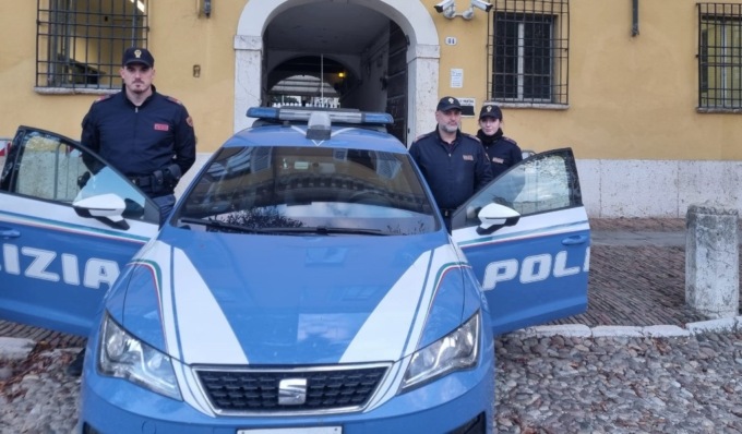 Rientrato in Italia illegalmente e con monopattini rubati: arrestato un 38enne