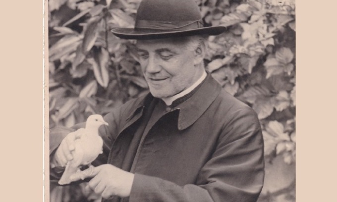Comune di Brignano dedica la piazza centrale al mantovano Monsignor Cesare Donini