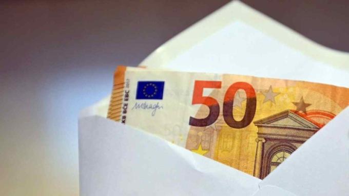 È la Lombardia la regione con gli stipendi più alti ma Mantova è sotto la media