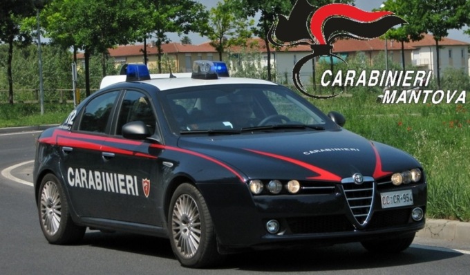 Gli trovano mezzo chilo di hashish in casa: un 28enne in arresto