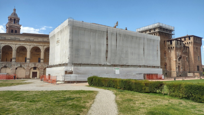 Restauri Palazzo Ducale: via i ponteggi dall’Appartamento Grande di Castello