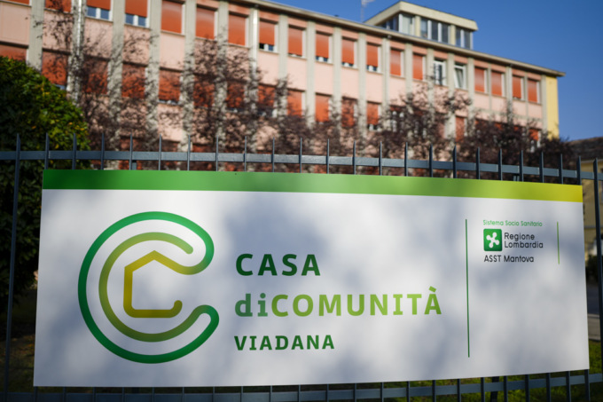 Gli esterni della casa di comunità di Viadana