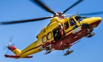 Cade dalla bici a Castiglione delle Stiviere, 13enne all'ospedale in elicottero