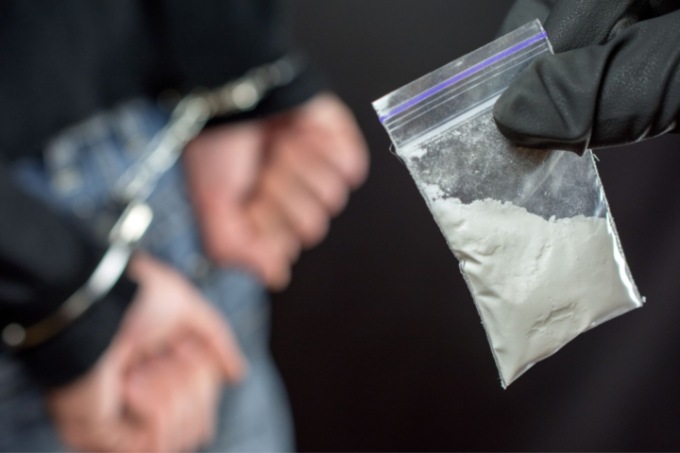 Con la droga nelle tasche e in casa, arrestato 32enne a Roverbella