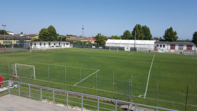 Violenta rissa tra tifoserie a Casaloldo, un ferito colpito con un bastone