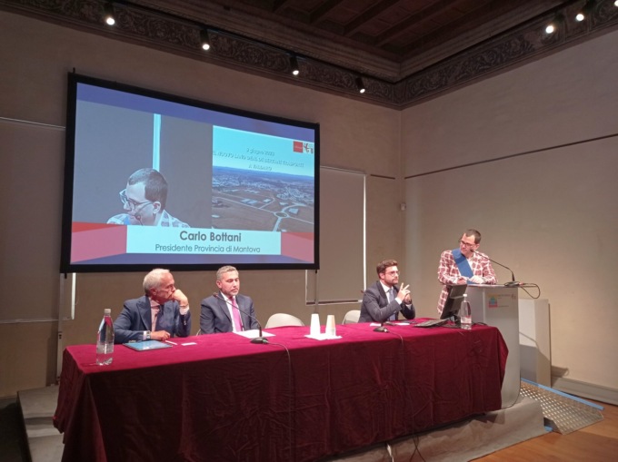 Bertani Trasporti investe a Mantova: nuovi posti di lavoro e scalo ferroviario