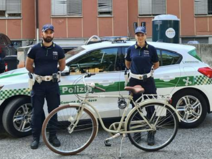 Gli rubano la bicicletta a Mantova ma viene recuperata dalla Polizia Locale