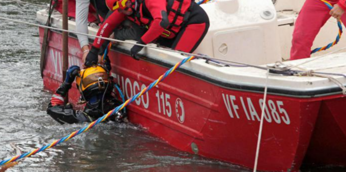 Recuperati i corpi dei due giovani annegati dopo un tuffo nel Po