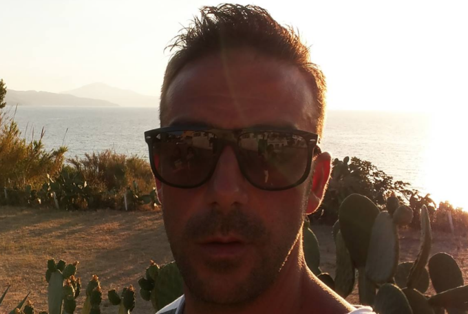 Colto da infarto in vacanza: 44enne di Marmirolo trovato senza vita sul balcone dalla moglie