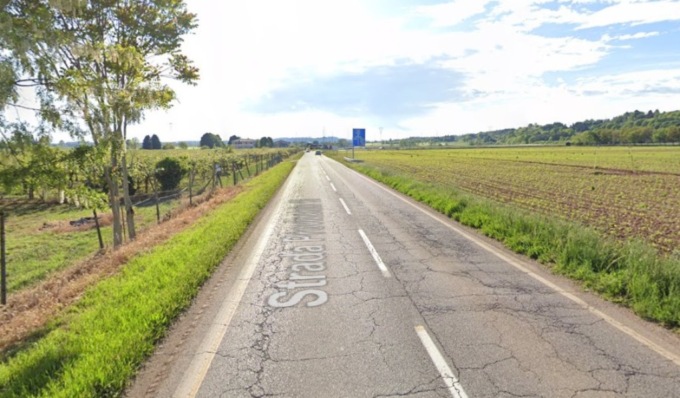 Travolto e ucciso da un’auto, muore ciclista a Monzambano