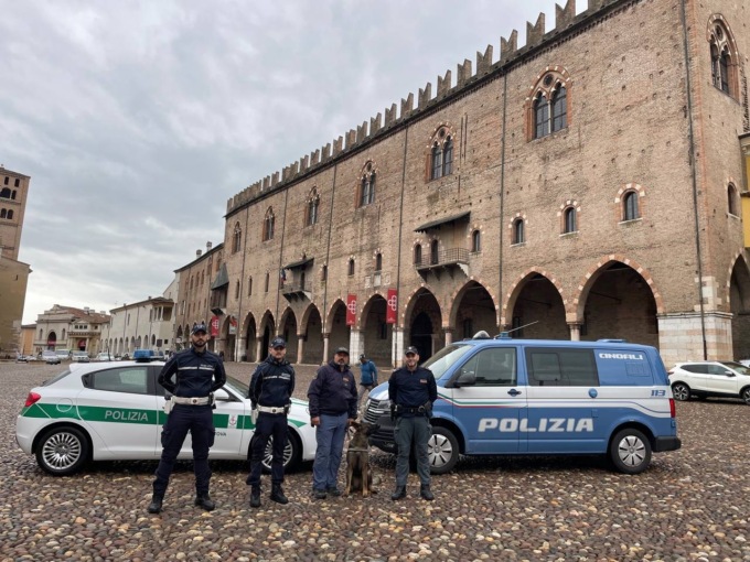 Maltrattava marito e figli: rintracciata dalla polizia, donna finisce in carcere
