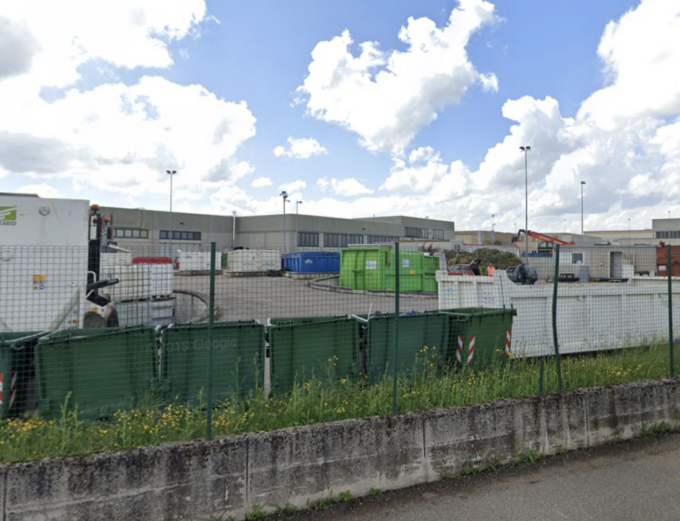 Aggressione in discarica a Guidizzolo, utenti presi a botte dal gestore