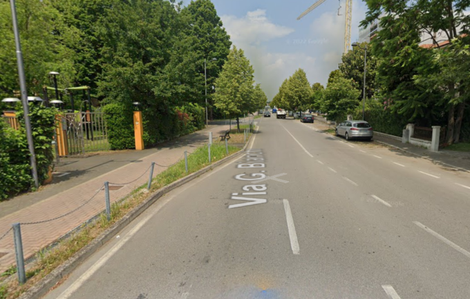 11enne investito in bici, si rialza e va a scuola: in classe però si sente male e viene portato in ospedale