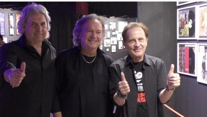 Roby Facchinetti e Red Canzian al PalaUnical per l’ultimo giorno della mostra sui Pooh