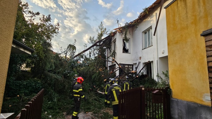 Danni da grandine e maltempo nel mese di luglio, come fare per accedere ai contributi dello Stato