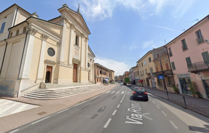 84enne in carrozzina travolto e ucciso sulle strisce insieme alla badante: automobilista indagata per omicidio