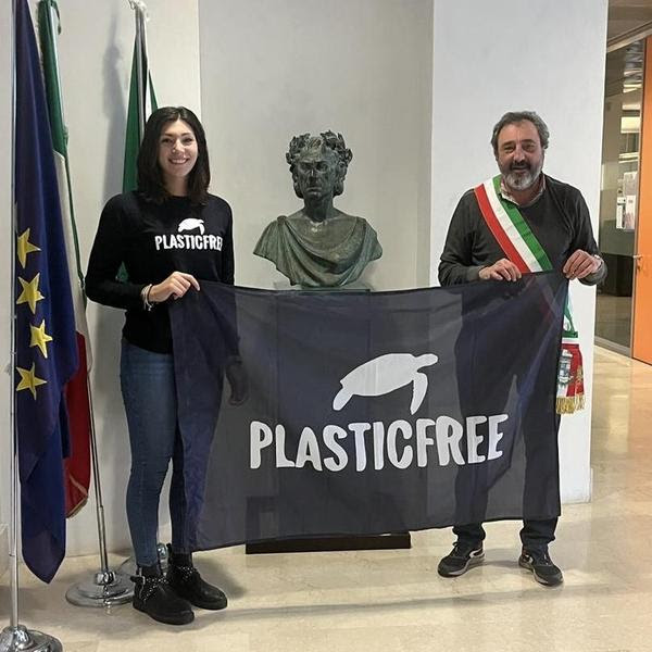 Comune di Dolianova - Divieto di rilascio volontario di lanterne cinesi,  palloncini, anche se biodegradabili, nastri colorati, coriandoli di  plastica o di altri dispositivi aerostatici idonei a disperdersi senza  controllo nell'ambiente.