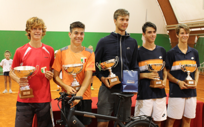 Jannik Sinner e la stoffa del campione: nel 2017 vinse i campionati italiani U16 a Mantova
