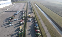 Protesta degli agricoltori al casello Mantova Nord dell'A22: presidio con più di 150 trattori