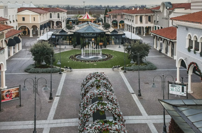 Serie di furti nei centri commerciali di Curtatone, Bagnolo San Vito e Mantova